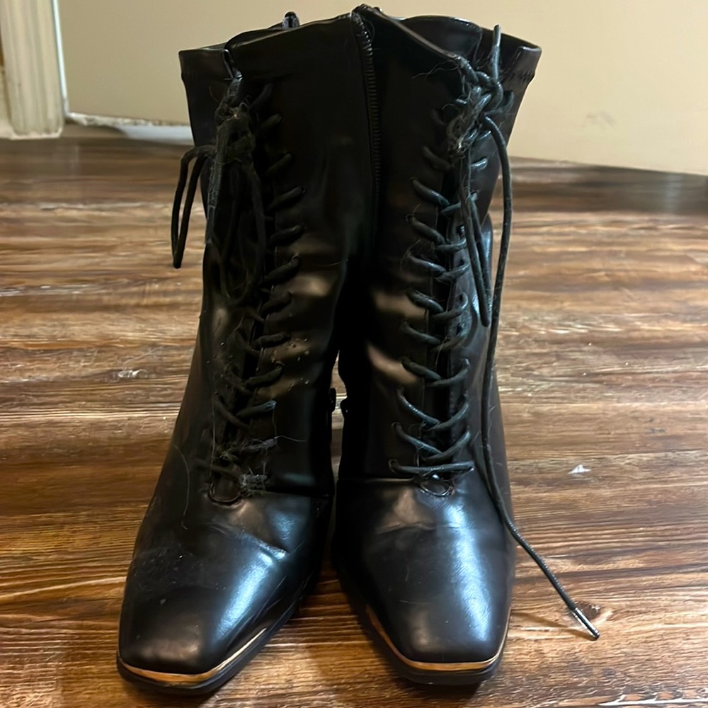 High heel black boots